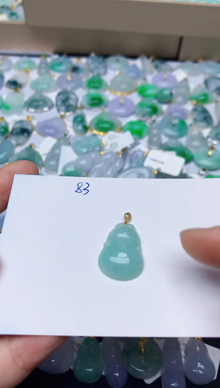 【闪购商品】翡翠颈饰18K金镶嵌天然翡翠A货  