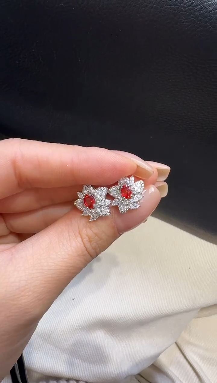 颈饰彩色蓝宝石未镶嵌100719042