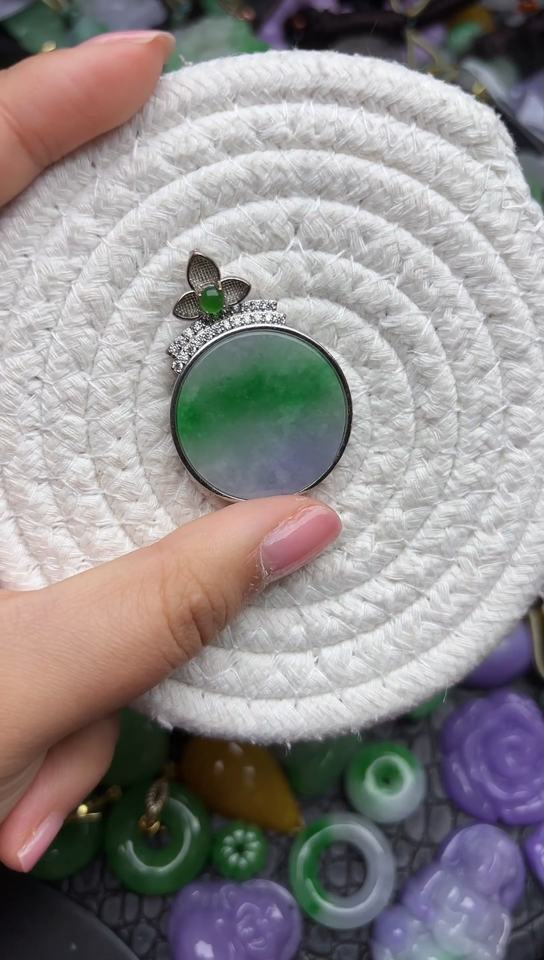 颈饰未镶嵌翡翠缅甸翡翠吊坠