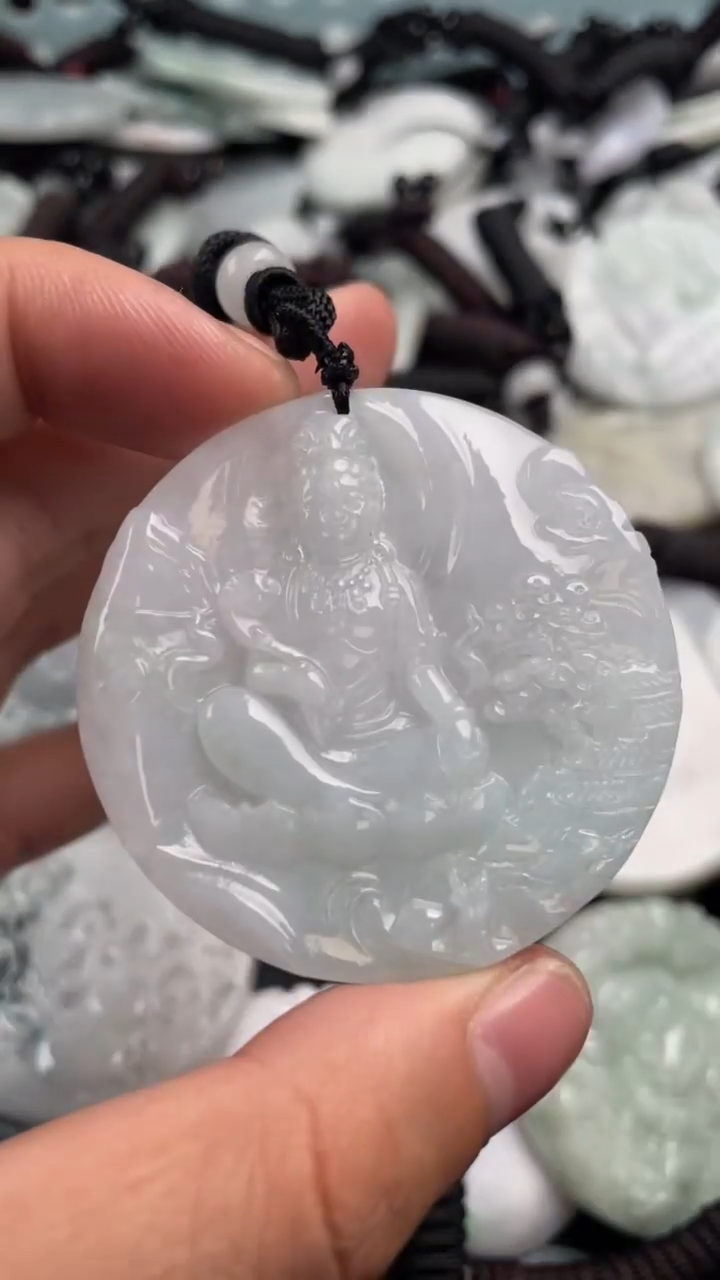 翡翠未镶嵌吊坠(不含链)1