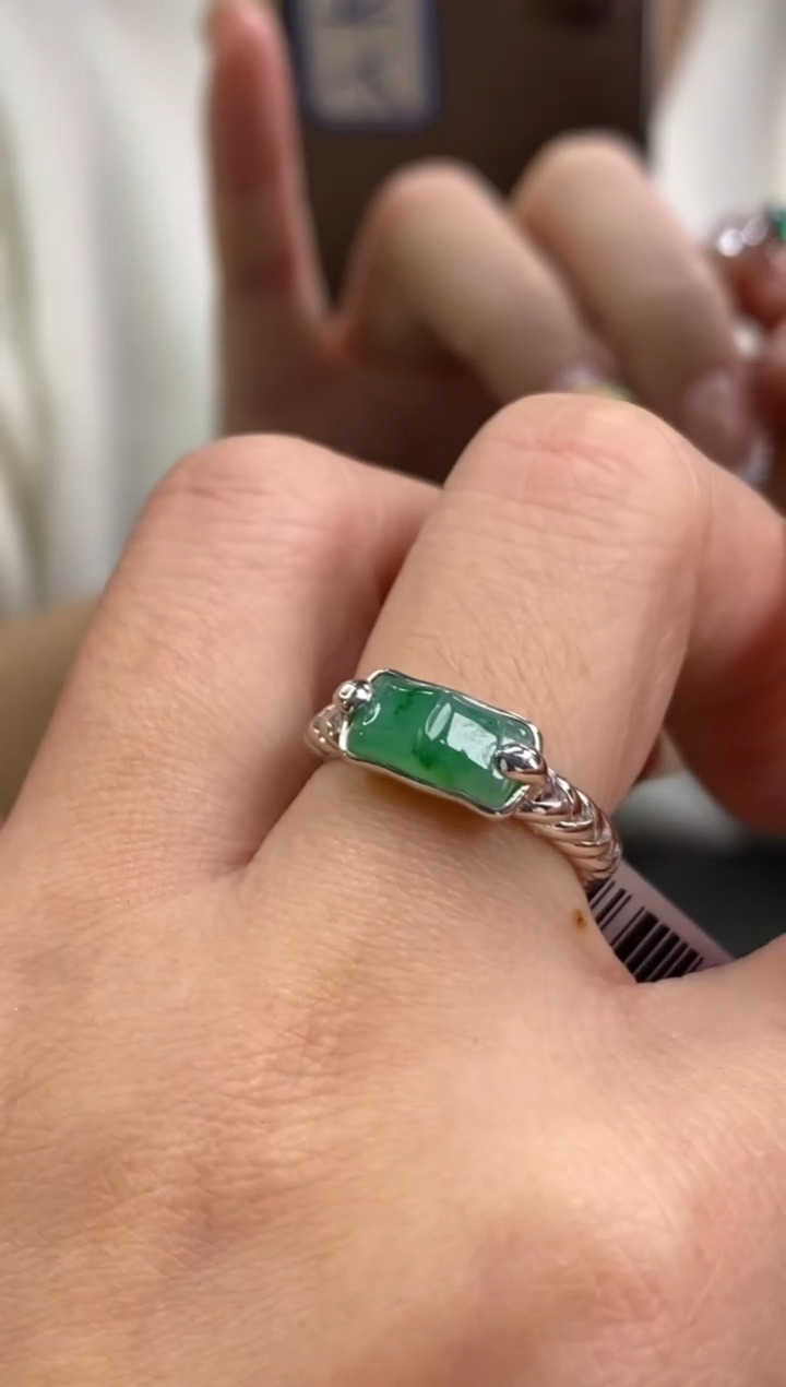 颈饰银S925镶嵌翡翠净货14717