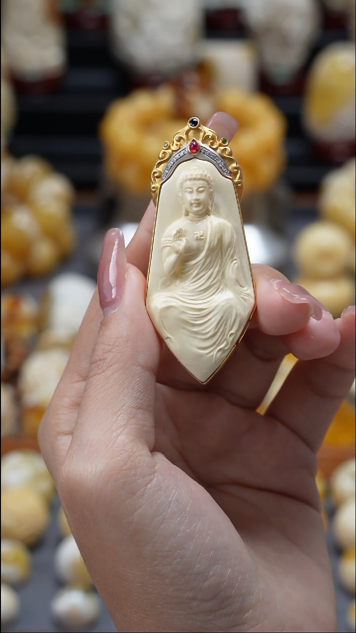 裸石琥珀未镶嵌原矿天然琥珀蜜蜡