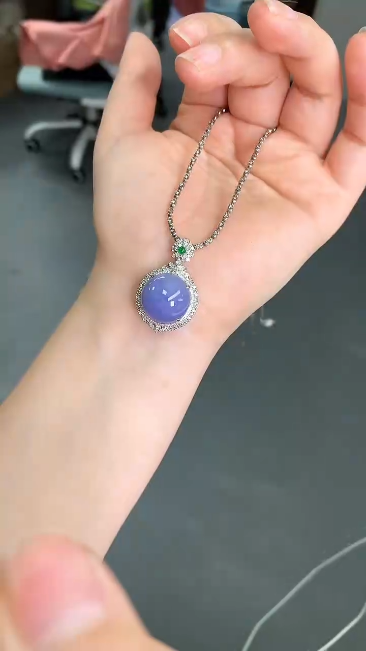 【闪购商品】翡翠颈饰18K金镶嵌翡翠吊坠|不退不换