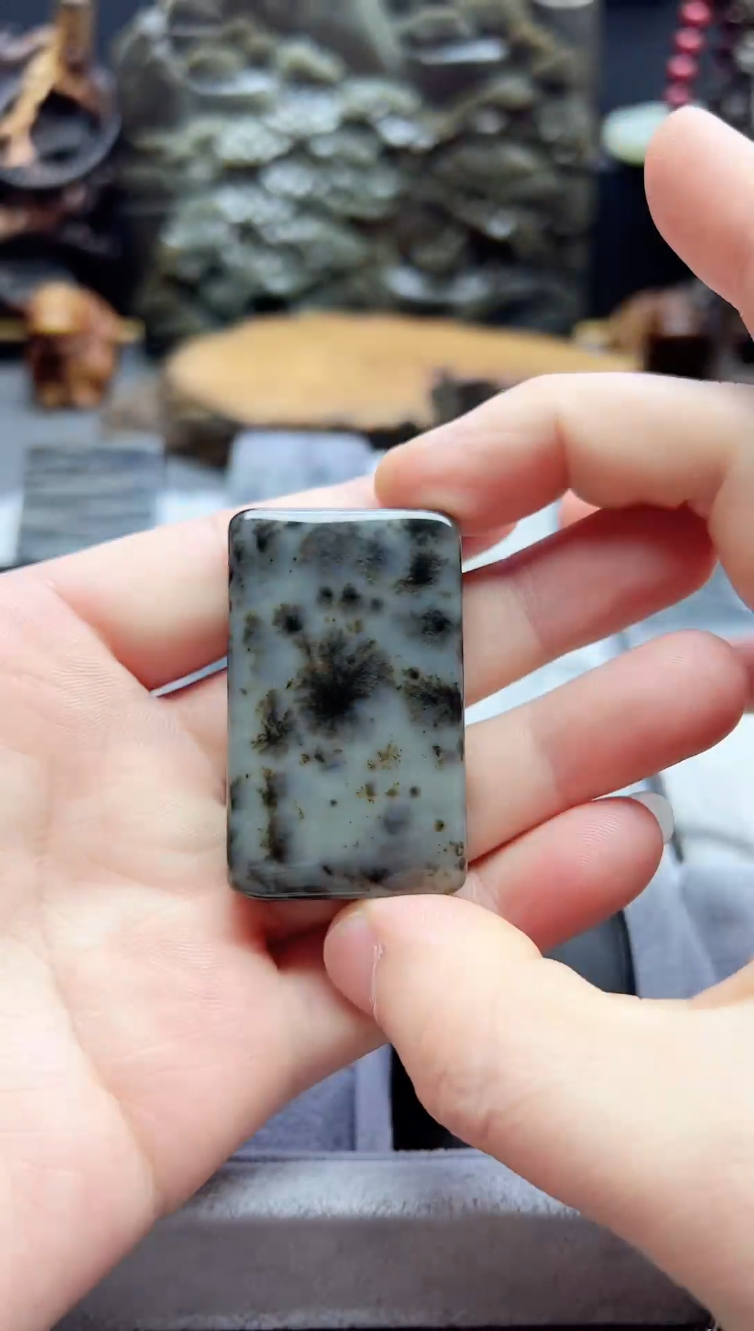 颈饰未镶嵌和田玉若羌青花意境平安无事牌