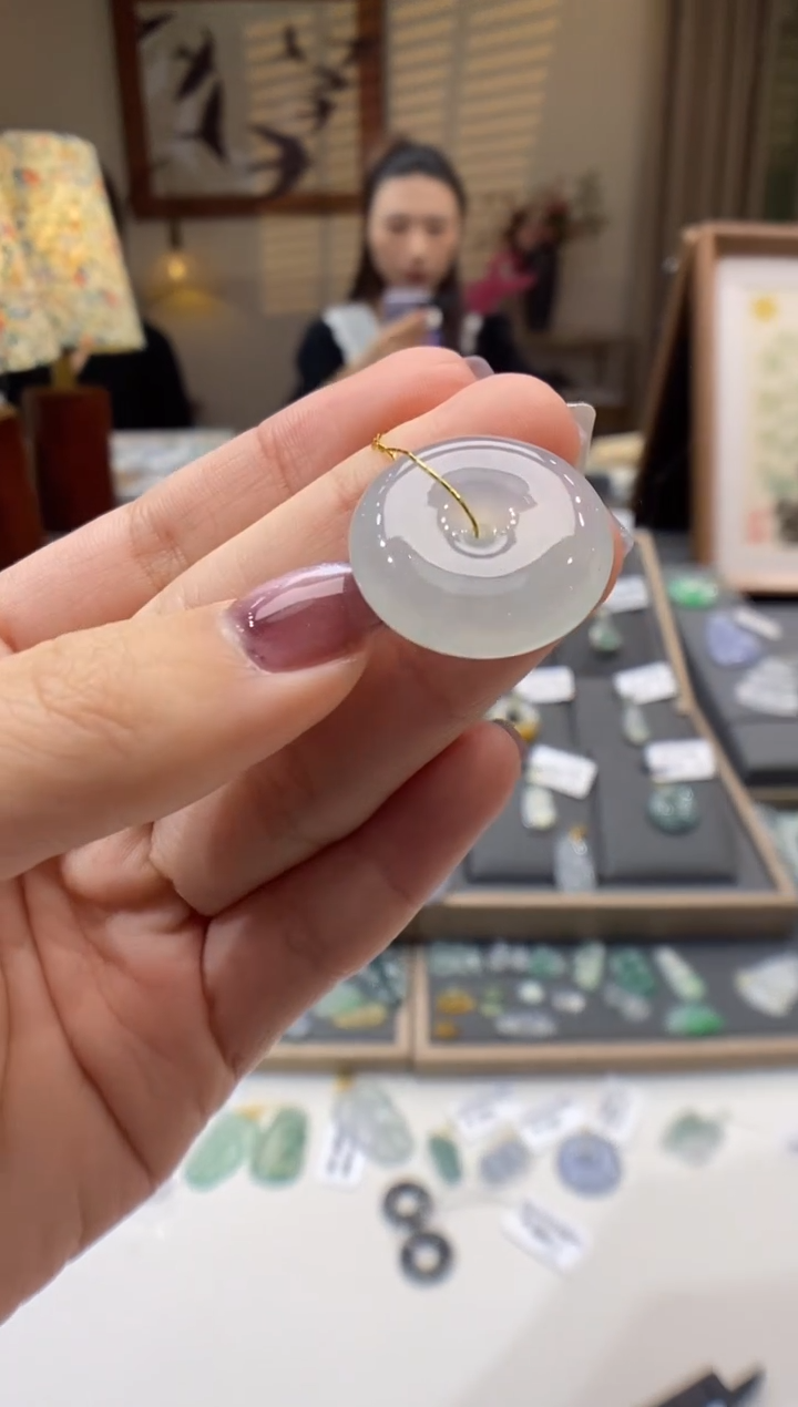 【闪购商品】翡翠颈饰未镶嵌平安扣