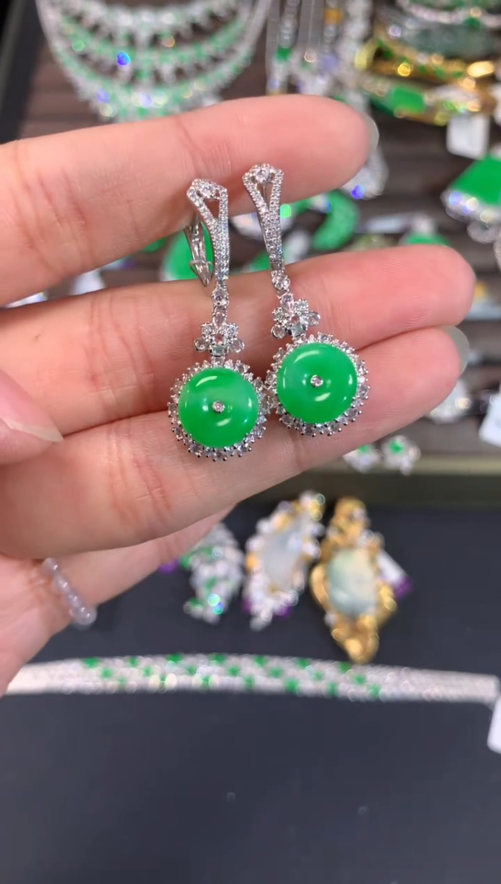 【闪购商品】翡翠耳饰18K金镶嵌A644|27800