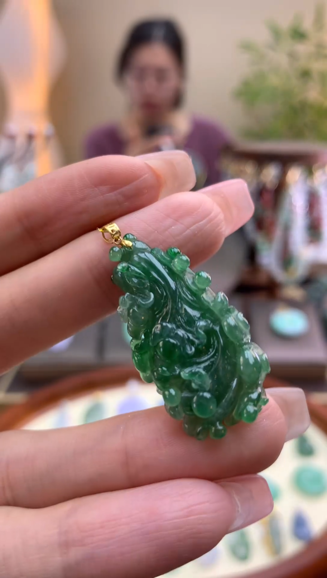 【闪购商品】翡翠颈饰18K金镶嵌白菜