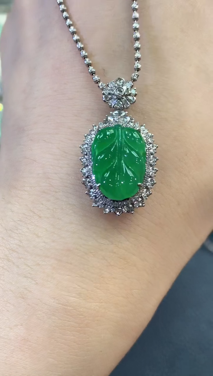 【闪购商品】翡翠吊坠(不含链)18K金镶嵌C71    