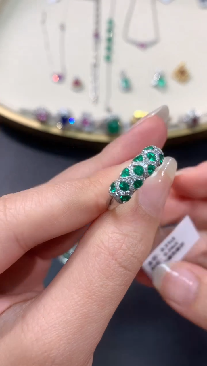 【闪购商品】祖母绿戒指18K金镶嵌A464多样性发一件|3980