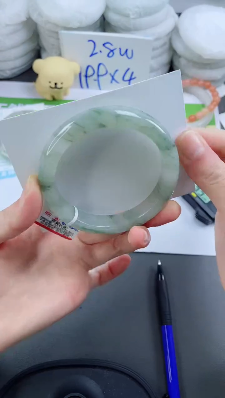 【闪购商品】石英质玉手镯未镶嵌154-58