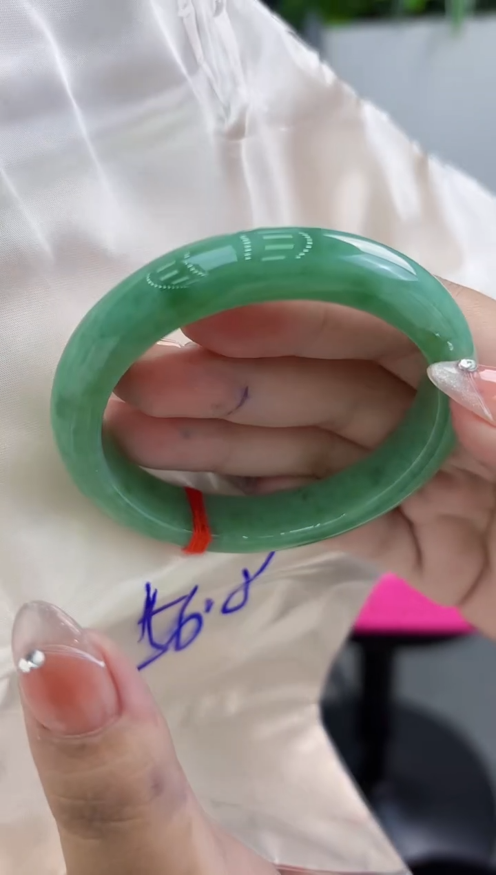 【闪购商品】翡翠手镯未镶嵌翡翠手镯