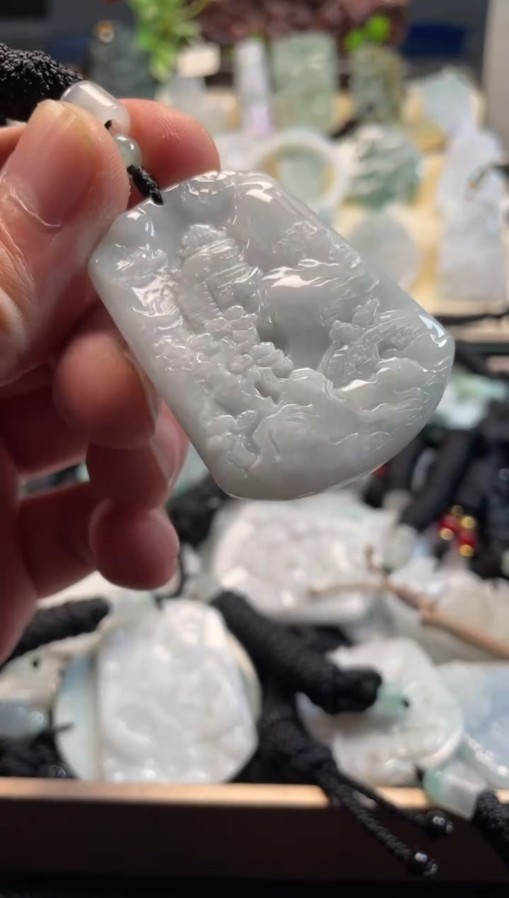 颈饰未镶嵌翡翠12/12/018