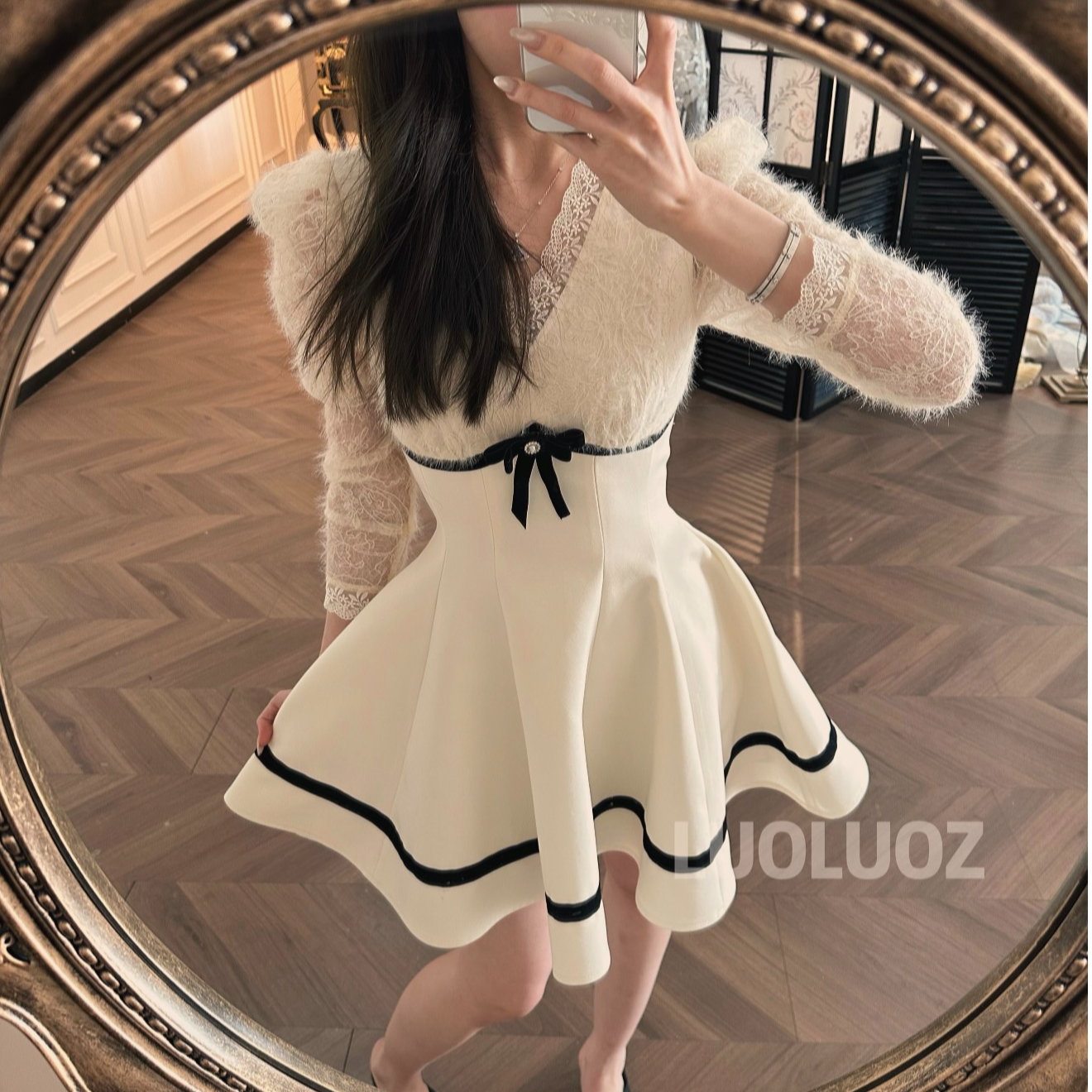 LUOLUOZ【蔓丝绘月】高级感气质网纱绝美收腰短款时尚连衣裙Cc336