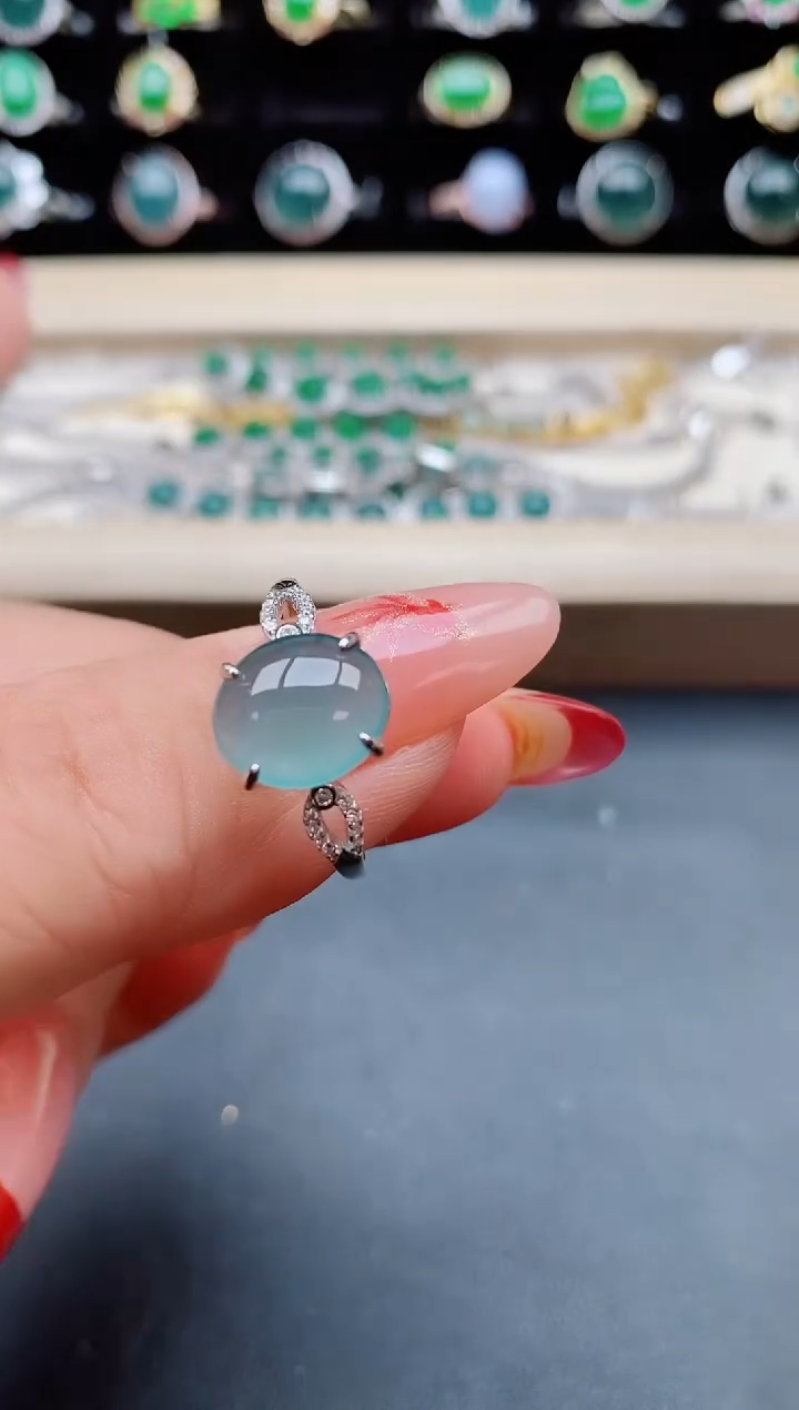 【闪购商品】翡翠戒指银S925镶嵌585050