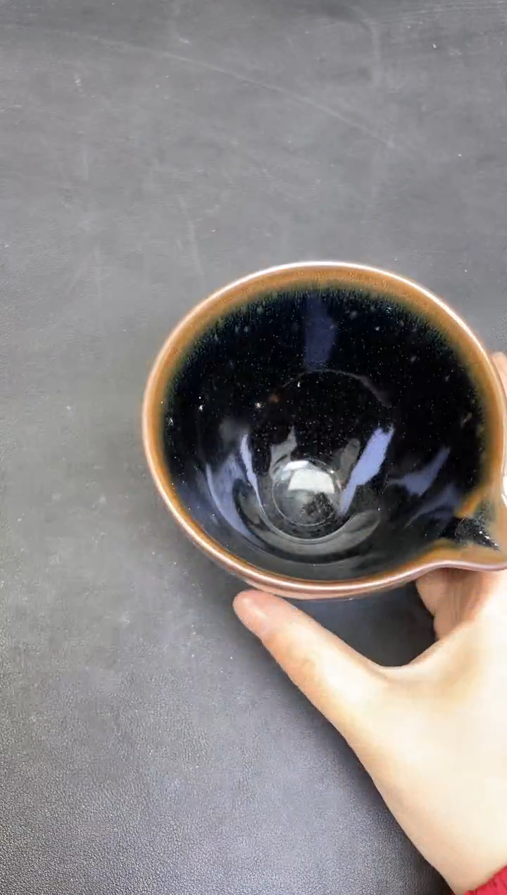 【闪购商品】茶盏18微瑕               