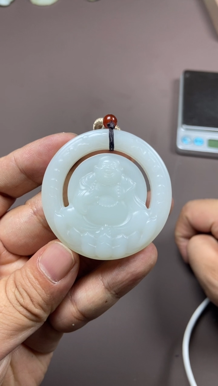 颈饰未镶嵌和田玉致*1