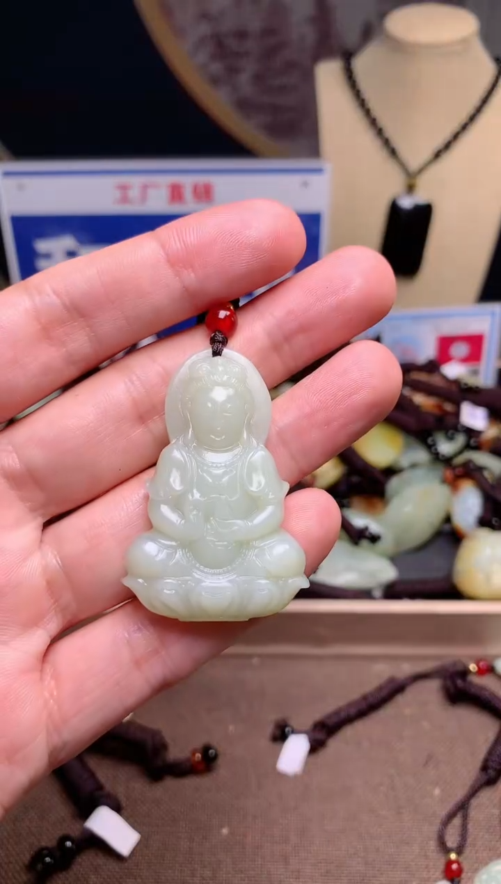 【闪购商品】和田玉颈饰未镶嵌1