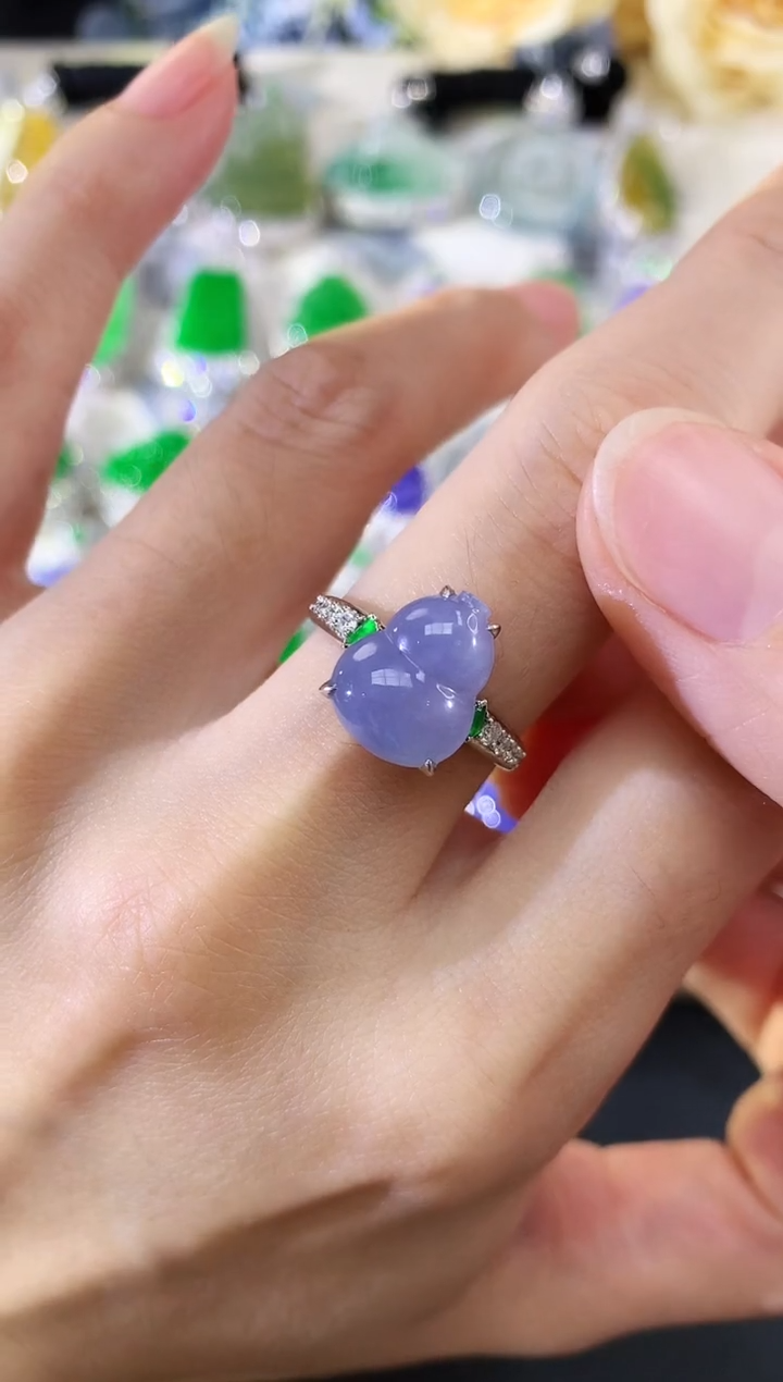 18K金镶嵌戒指翡翠145|8400