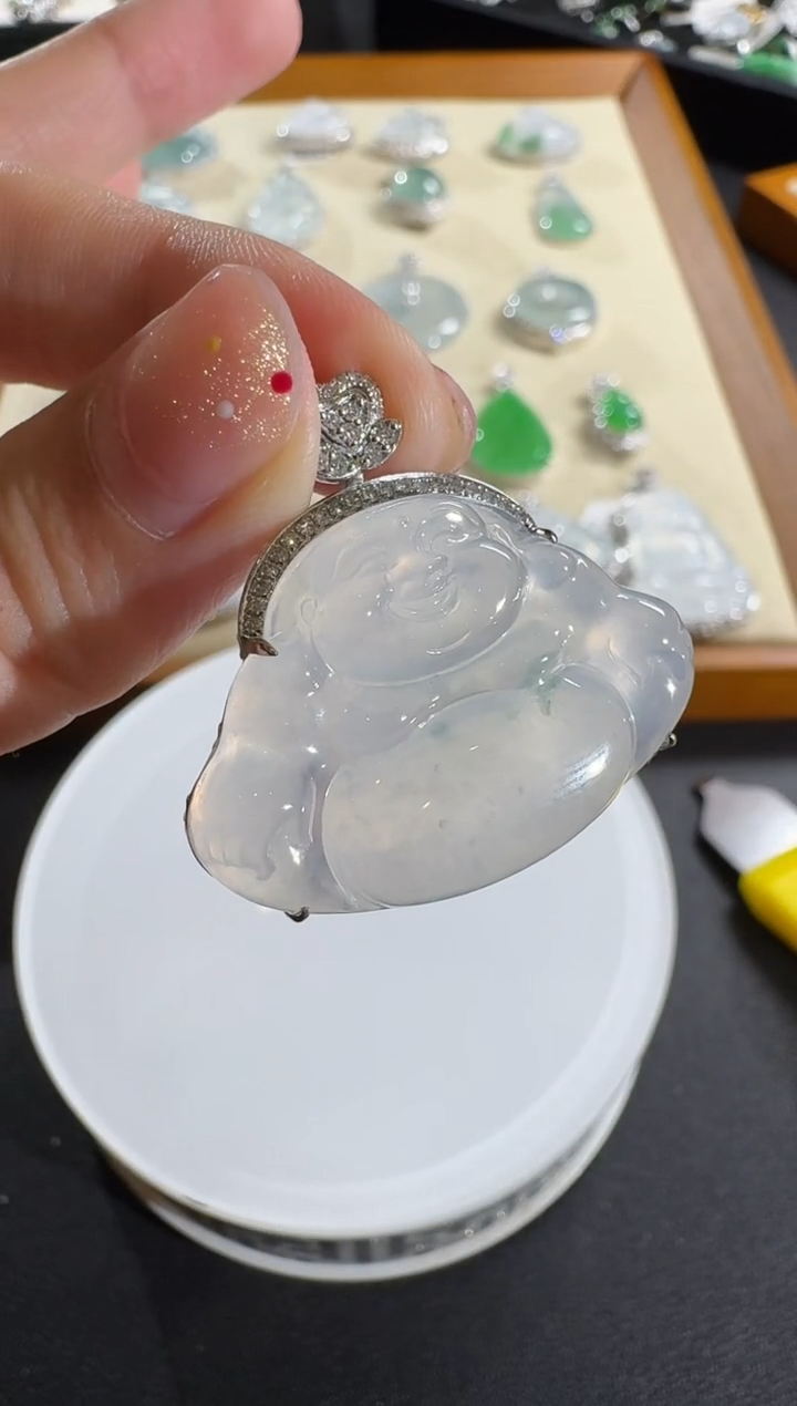 【闪购商品】翡翠吊坠(不含链)18K金镶嵌【源头工厂】钻石镶嵌