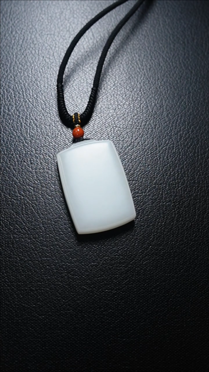 【闪购商品】和田玉颈饰未镶嵌无事牌