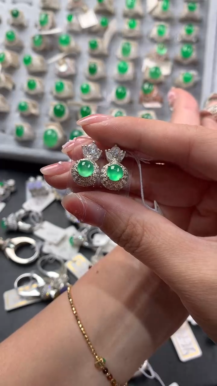 【闪购商品】定制翡翠未镶嵌缅甸A货翡翠 福利放漏款 2.24