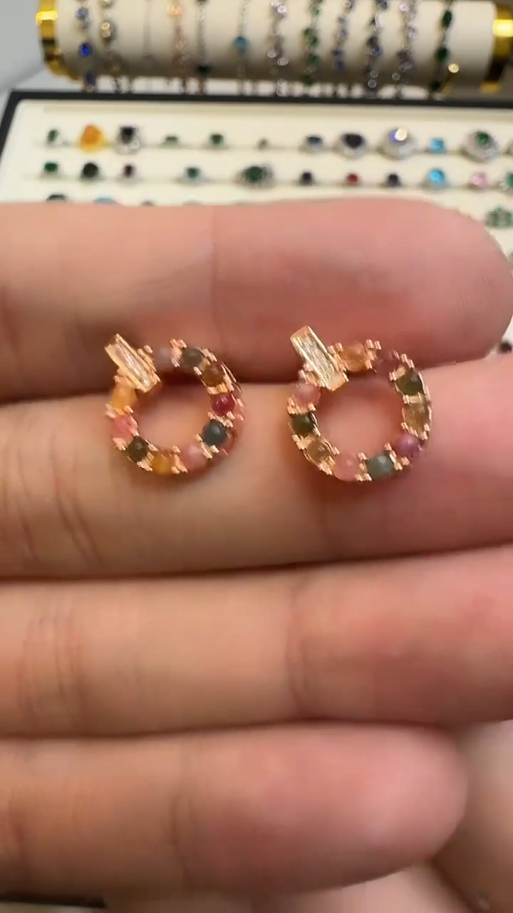 未镶嵌耳饰碧玺碧玺耳饰