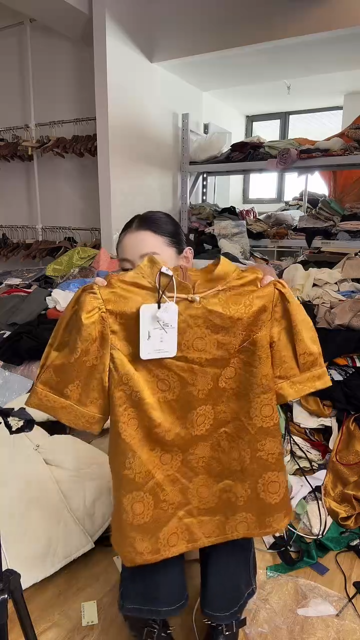 M码       90-105斤  半袖