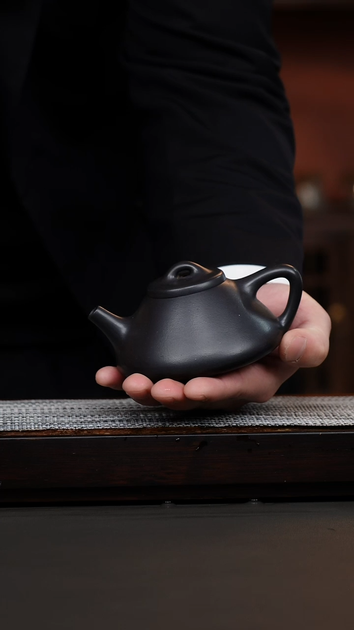 茶壶紫砂黑泥子冶石瓢