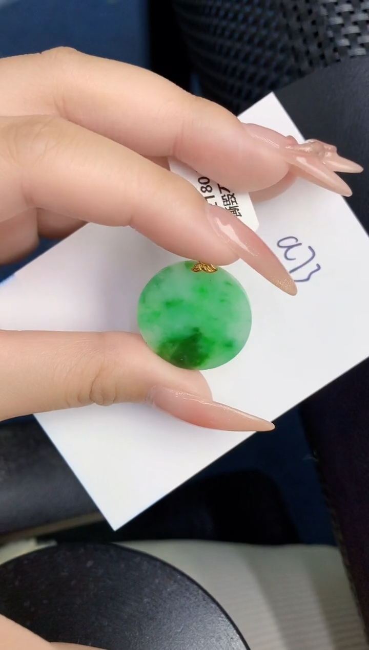 【闪购商品】翡翠颈饰18K金镶嵌000000000