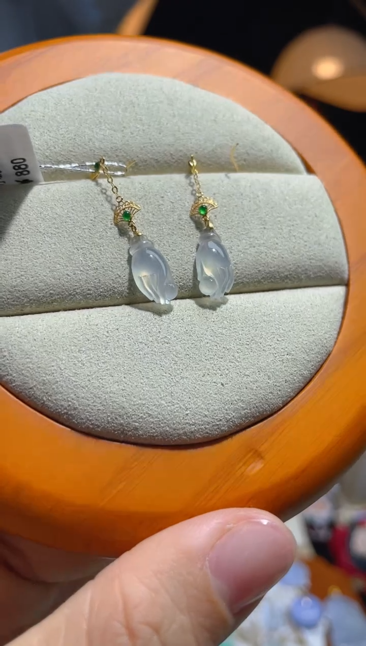 【闪购商品】翡翠颈饰18K金镶嵌假一赔三