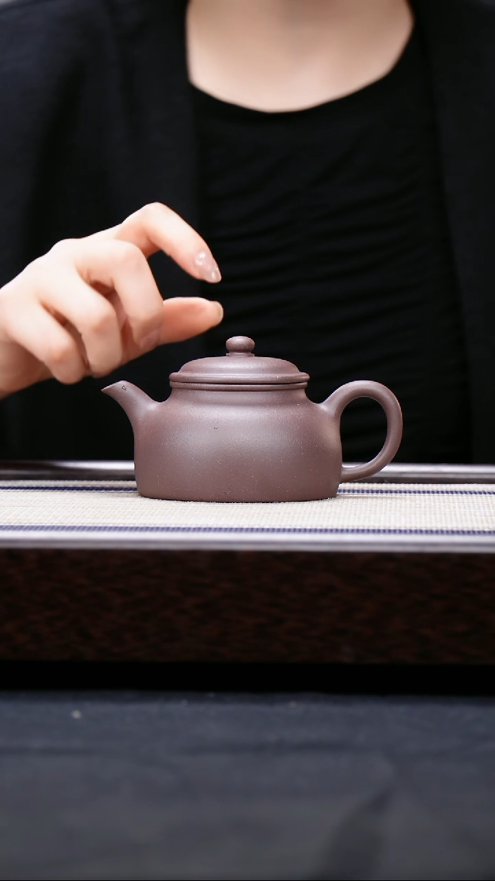 【闪购商品】紫砂茶壶四号井低槽青 怀隐壶