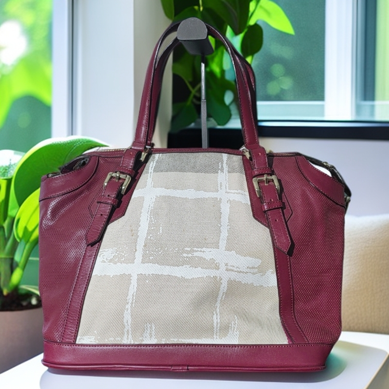 95新 BURBERRY/博柏利   红拼白色手提包 1753 1041 