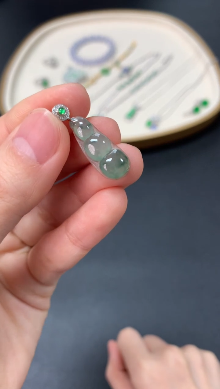 【闪购商品】翡翠吊坠(不含链)18K金镶嵌468