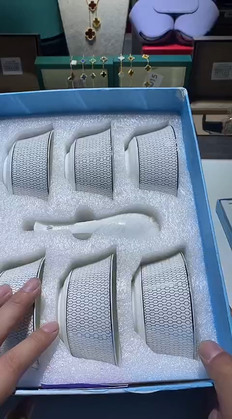 瓷片生活的本意就是开心@@1