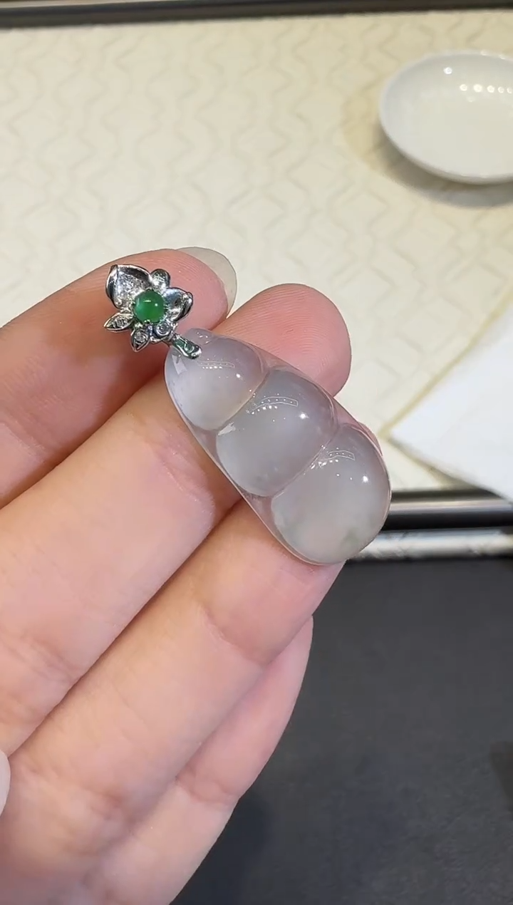 颈饰18K金镶嵌翡翠X1112-512-264