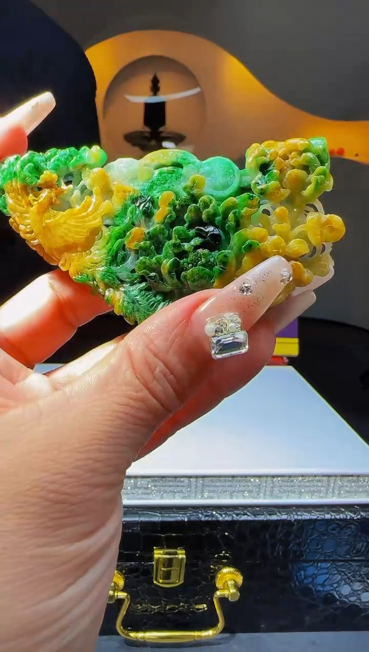 【闪购商品】定制翡翠未镶嵌Q04470翡翠毛货