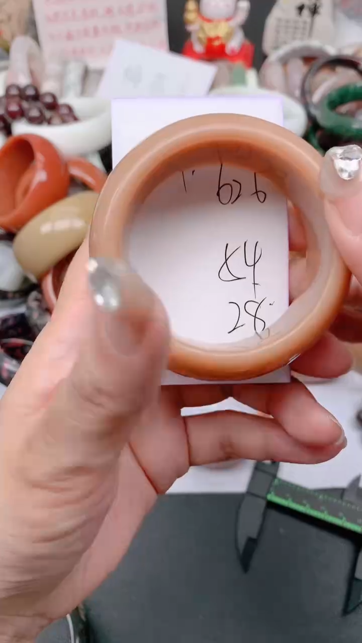 未镶嵌手镯石英质玉626