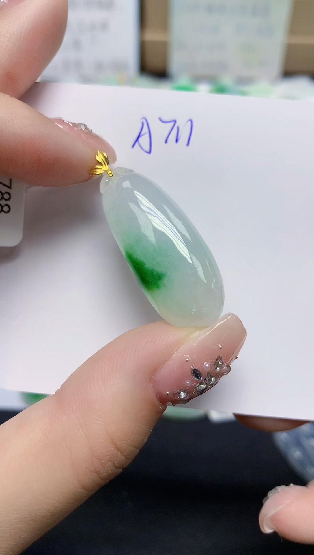 颈饰18K金镶嵌翡翠天然缅甸翡翠A货翡翠百元以上9元证书费自理