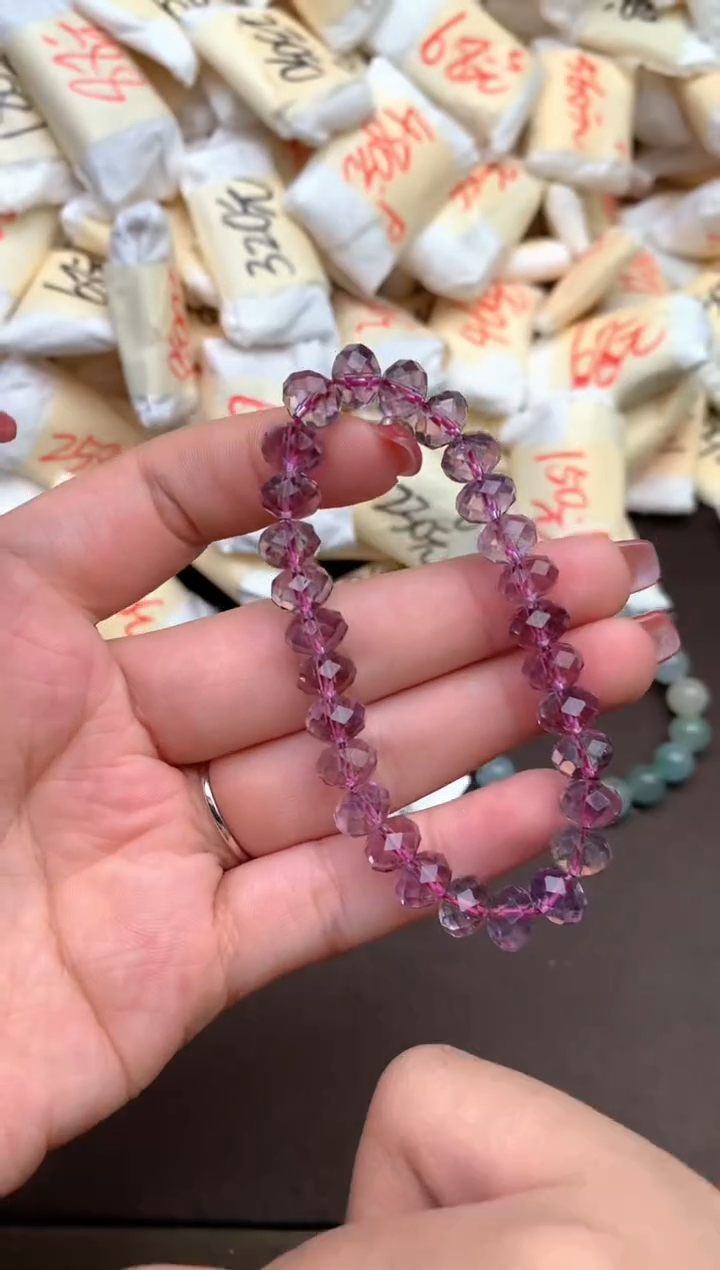 手串未镶嵌水晶—