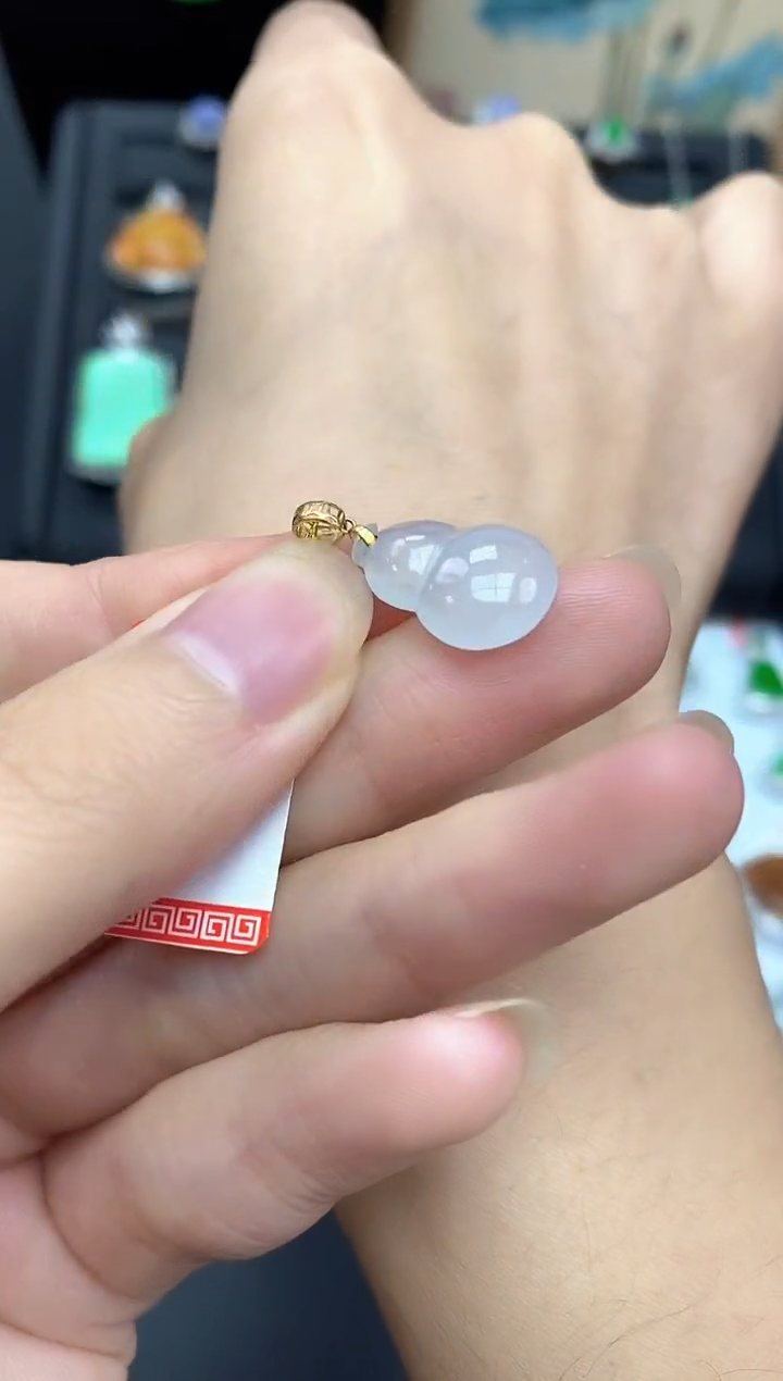 吊坠(不含链)18K金镶嵌翡翠葫芦