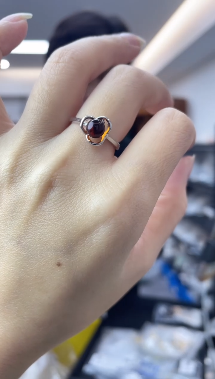 【闪购商品】血珀裸石未镶嵌多样性一件发货