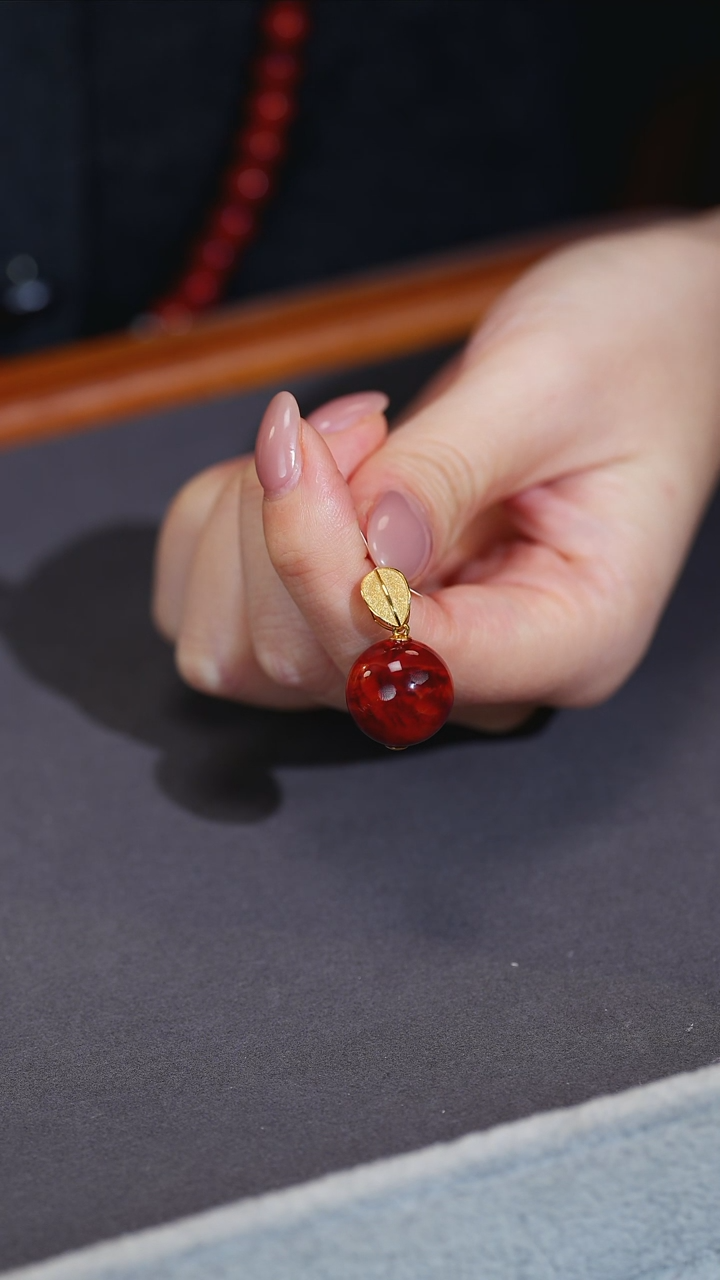 吊坠(不含链)18K金镶嵌南红玛瑙原矿D3-1