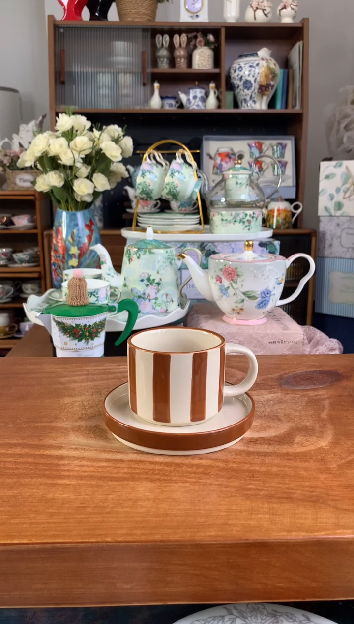 陶瓷【限时福利】红色条纹杯碟