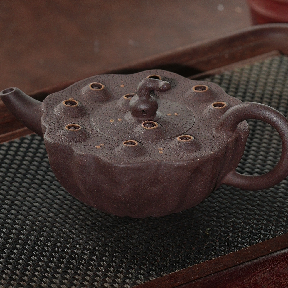 原矿手工莲蓬紫砂壶