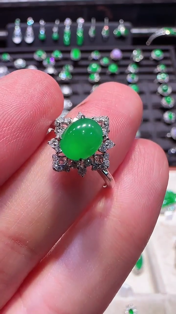 【闪购商品】翡翠戒指18K金镶嵌戒指