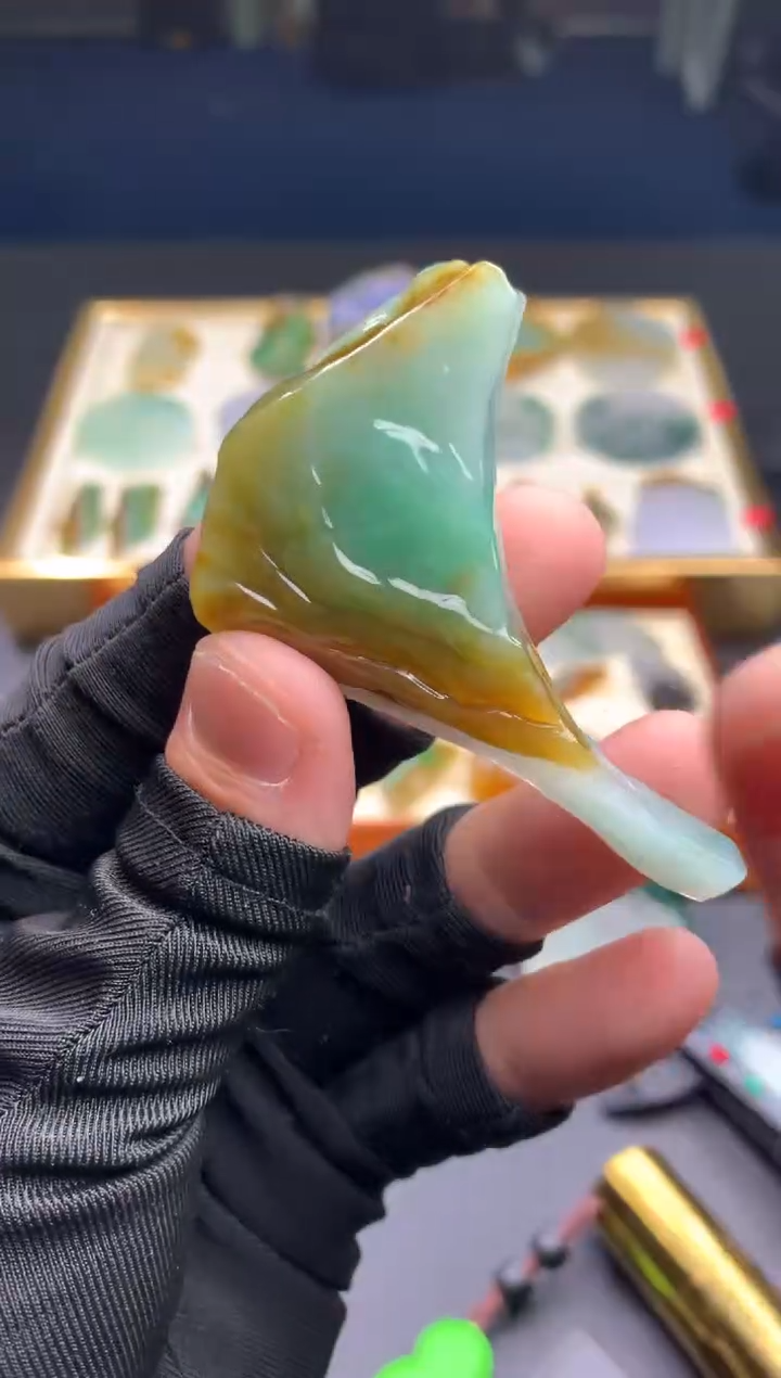 【闪购商品】定制翡翠未镶嵌         