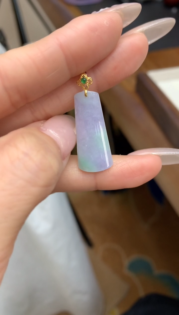 【闪购商品】翡翠颈饰18K金镶嵌无事牌