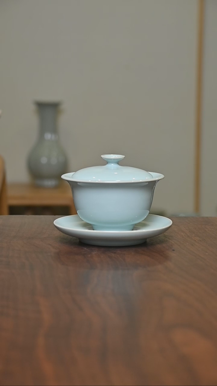 杯手拉天青釉元宝盖碗朱法喜作品