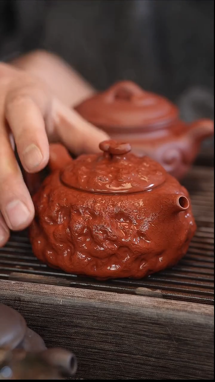 茶壶紫砂供春 北红赤铁 270cc