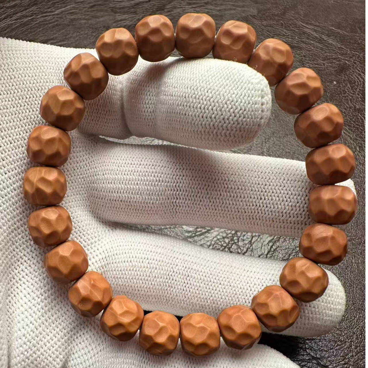 弘韵出品~十年老树全品猴头手串之黑金无相